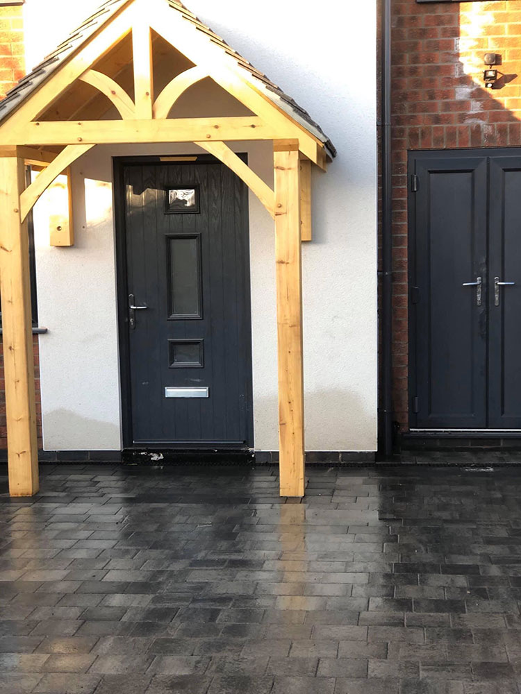 Tobermore Shannon drive in slate with charcoal border